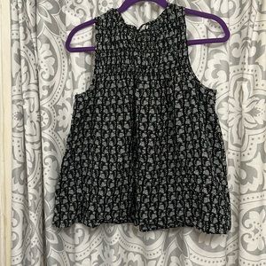 Gap black and white floral pattern trapeze tank XS